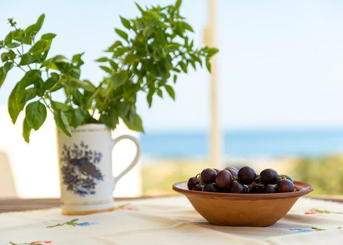 House Almyra لاخنيا