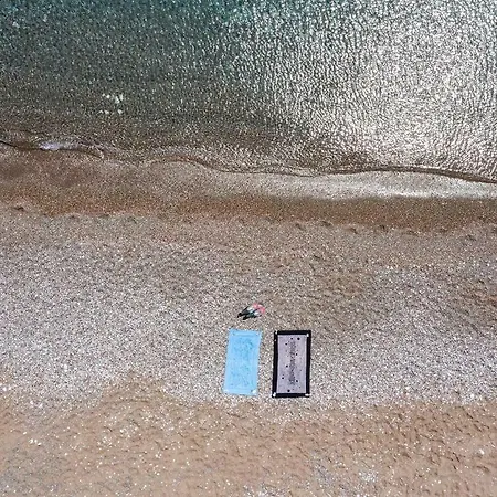 House Almyra * Lakhania