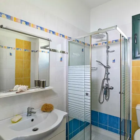 House Almyra Holiday home *